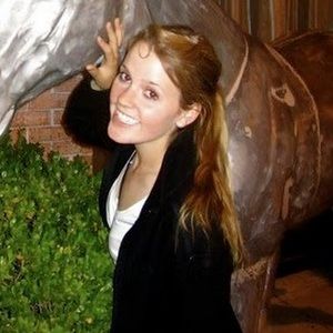 Meet your Posher, Ella